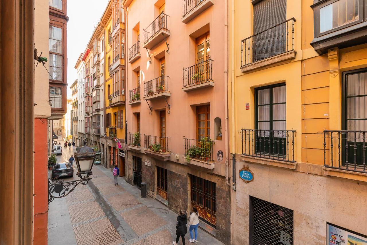 Апартаменти Ronda Street In The Heart Of Old Town Більбао Екстер'єр фото